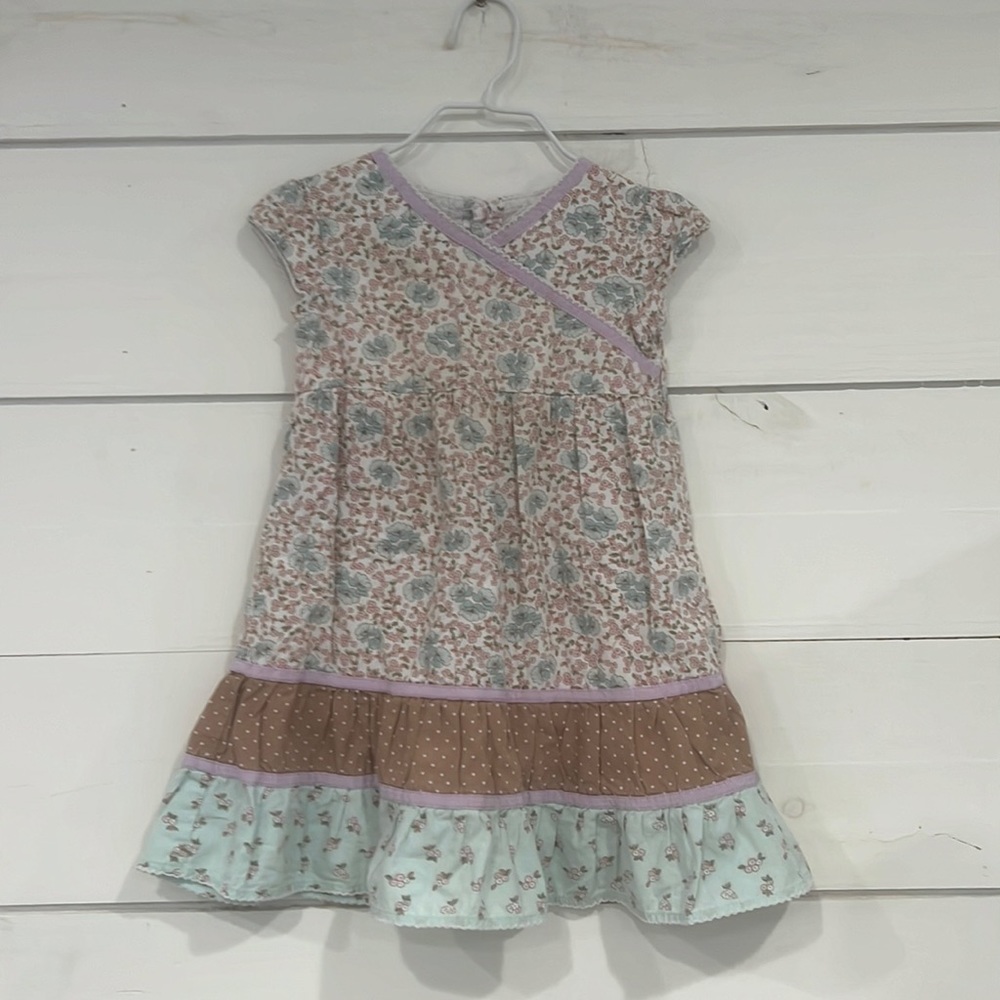 Toddler girl dress. Size 24M. Great condition.